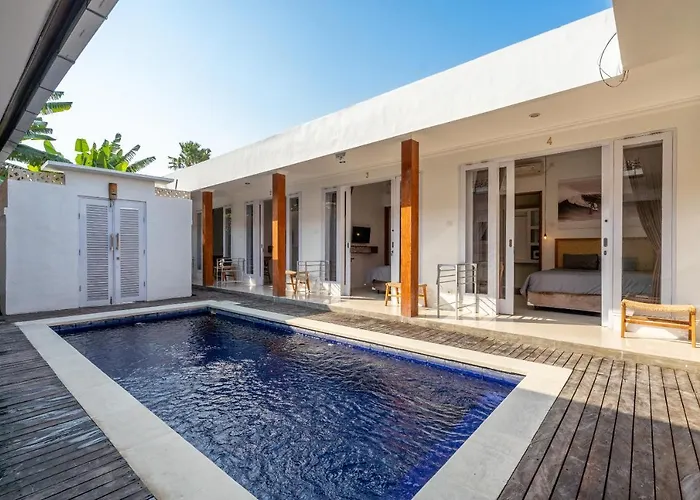 Konukevi Lumturi House - Centrally Located Seminyak